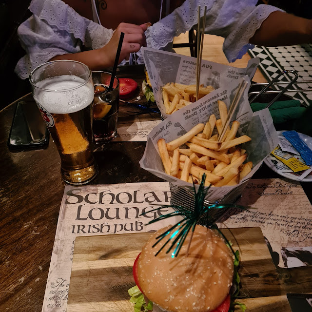 Scholars Lounge Irish Pub